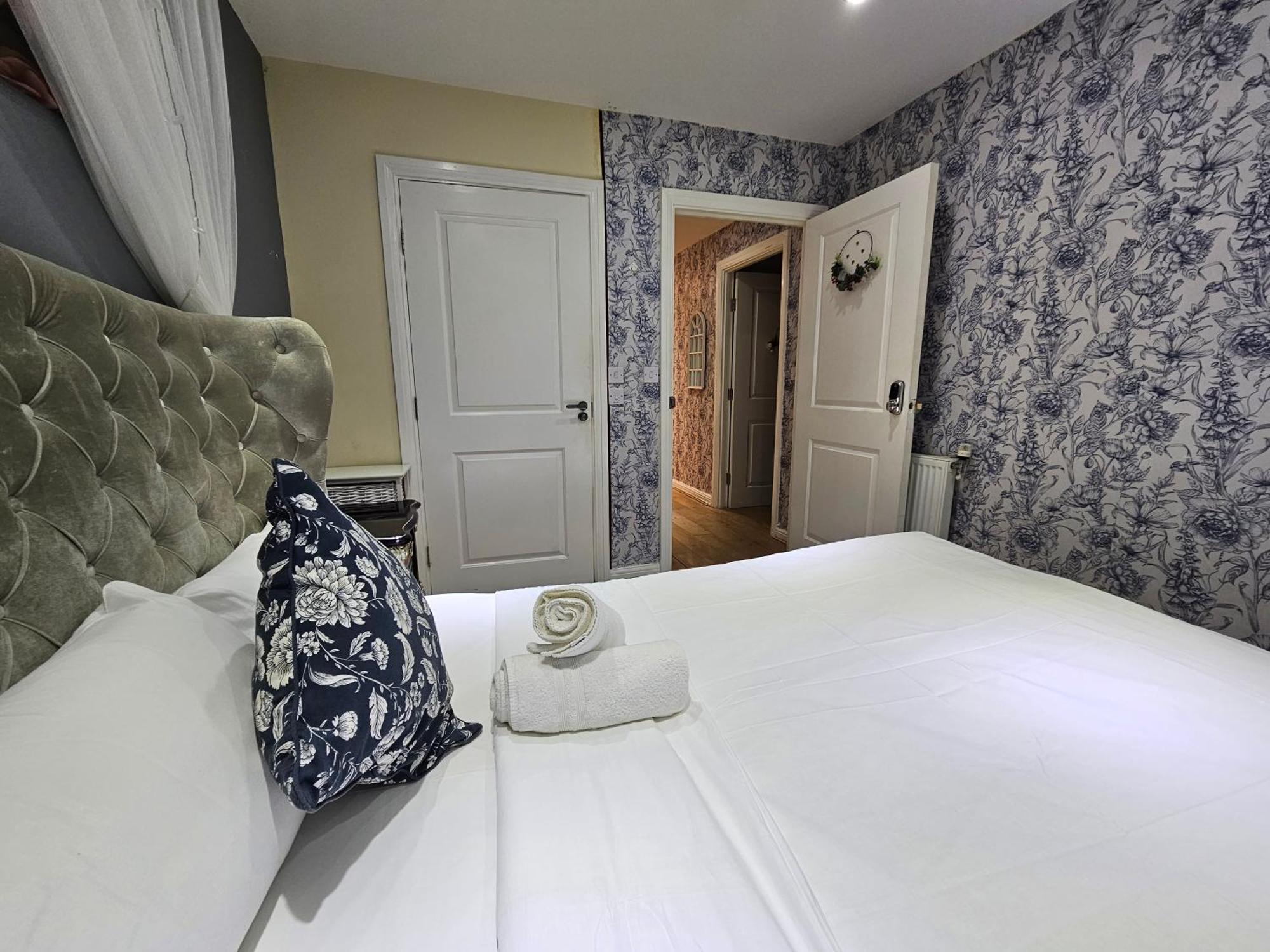 Wallwood Rooms London Eksteriør bilde